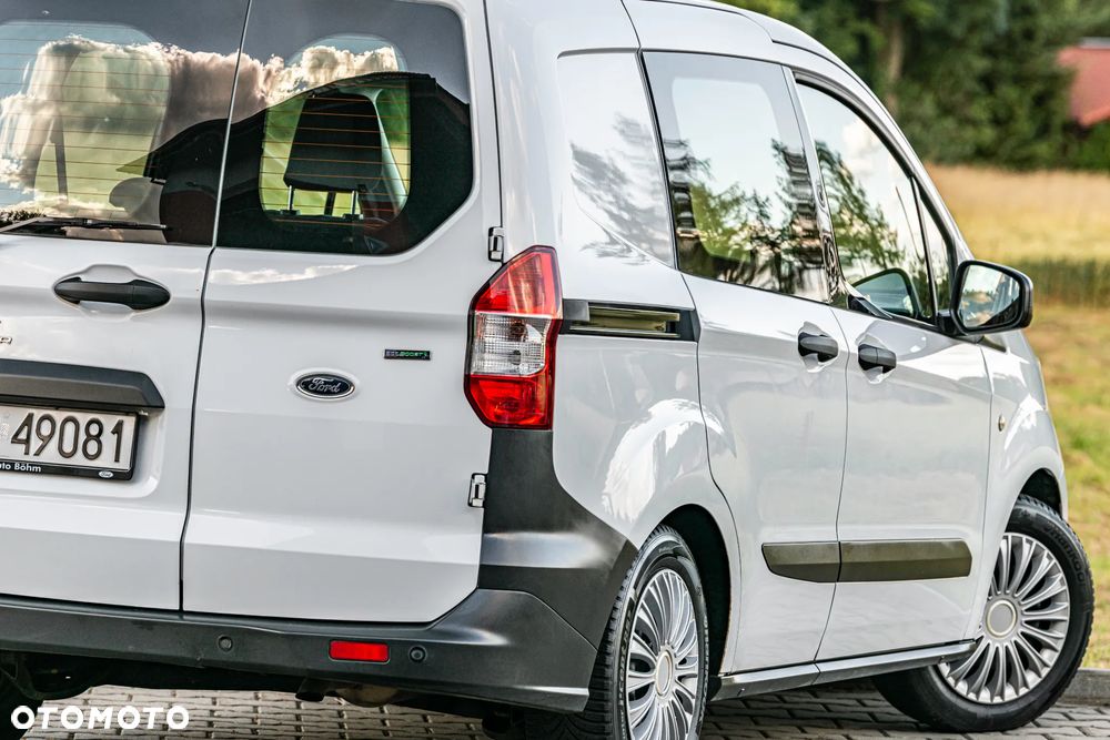 Ford Tourneo Courier 1.0 EcoBoost Trend - 17