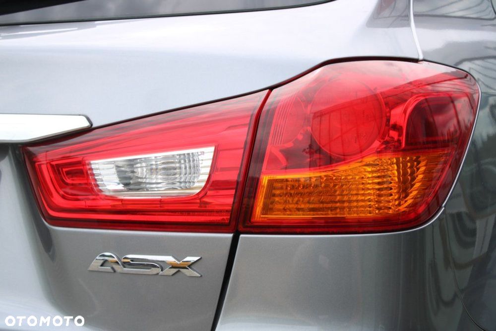 Mitsubishi ASX - 8