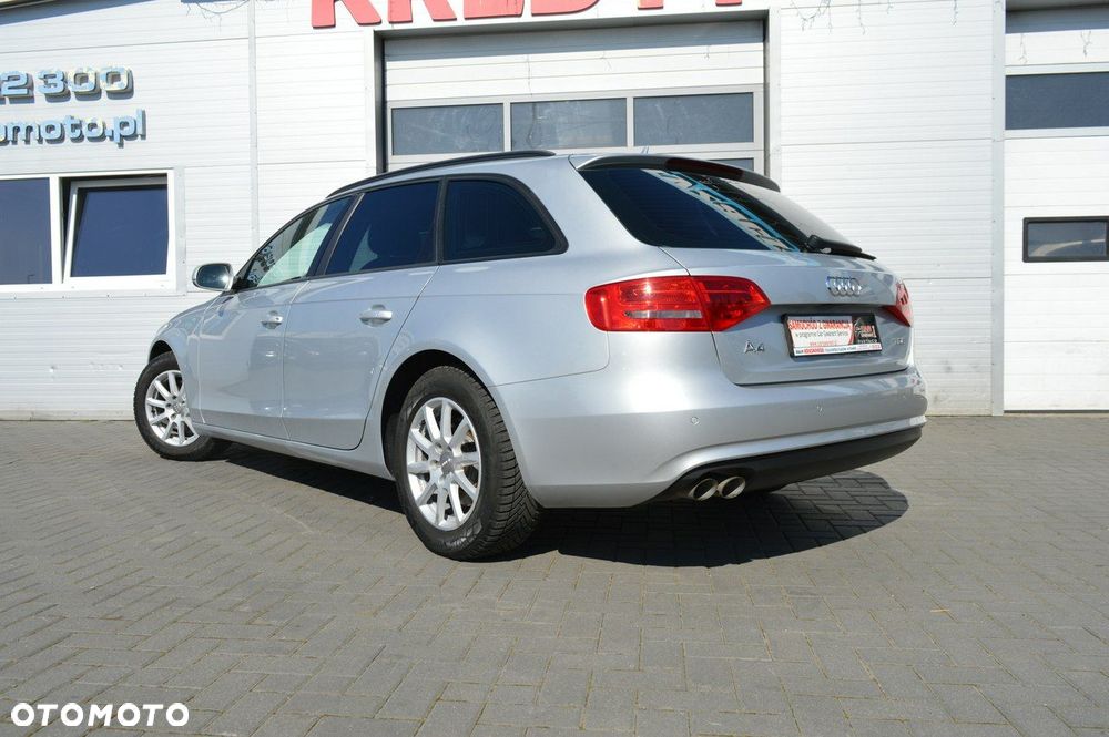 Audi A4 Avant 2.0 TDI - 15