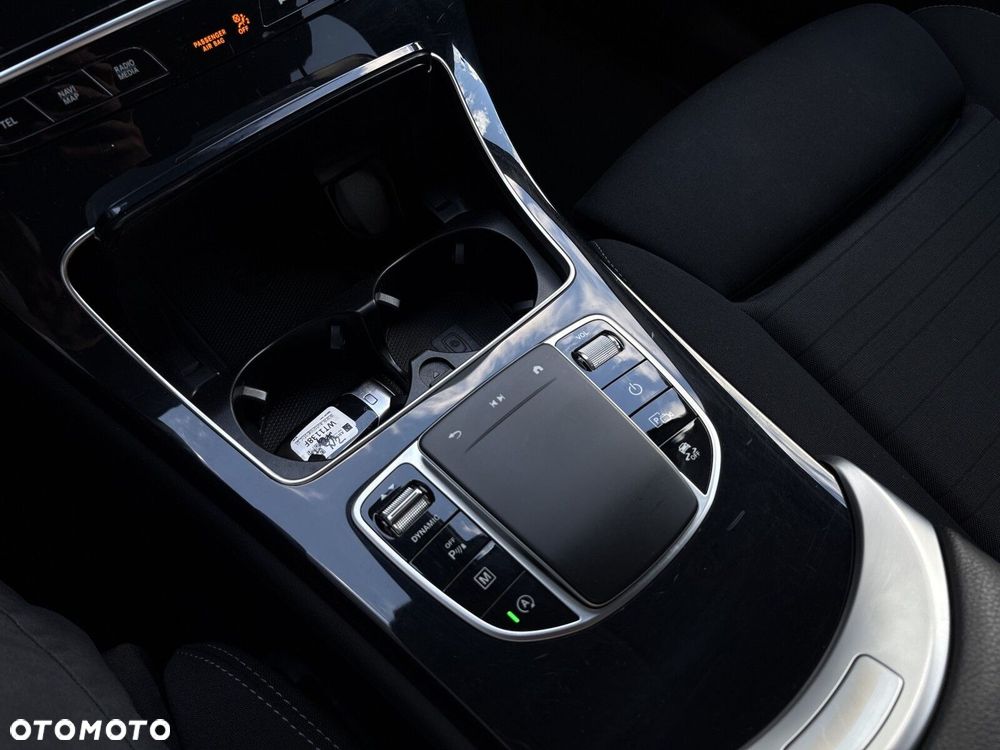 Mercedes-Benz GLC 200 d 4-Matic - 24