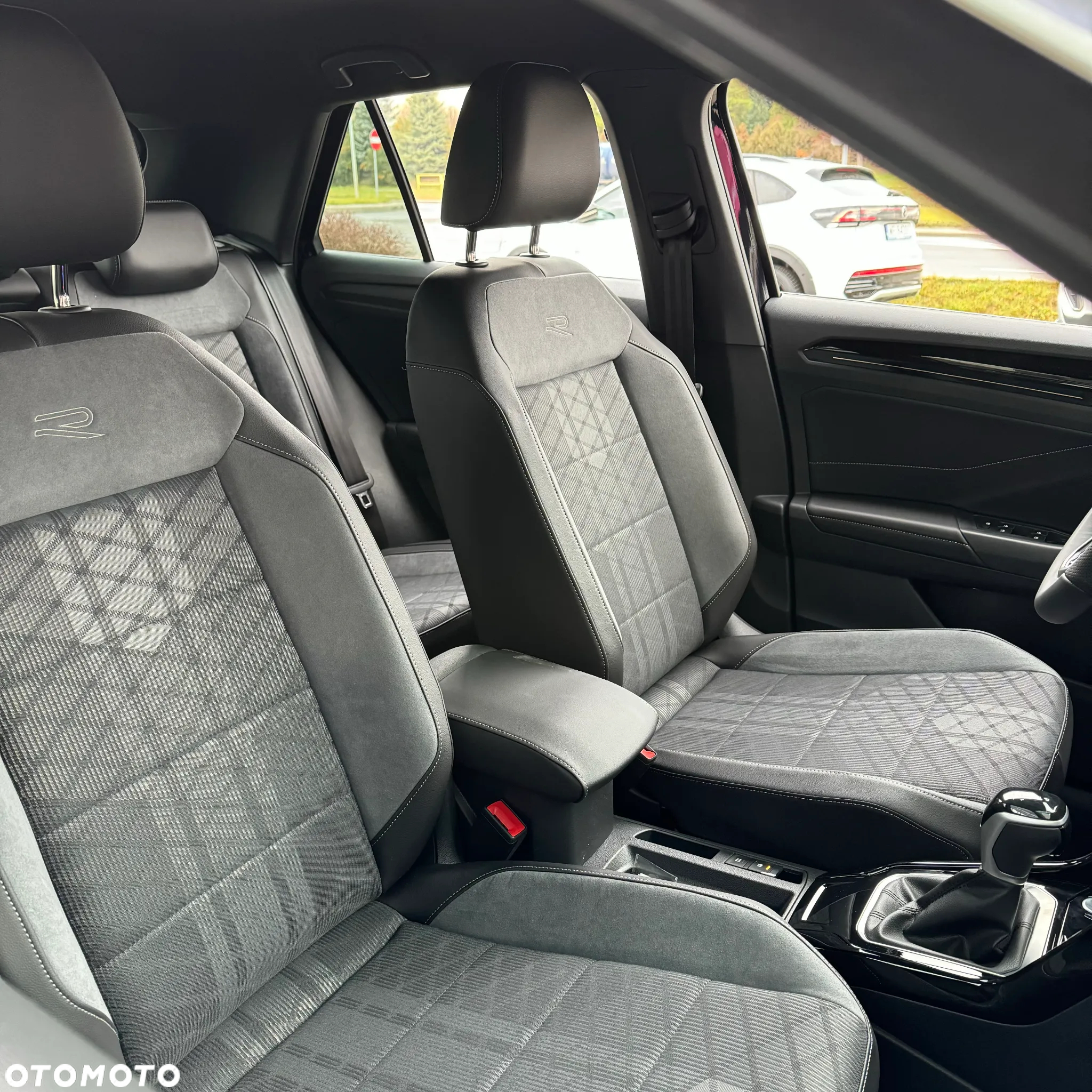 Volkswagen T-Roc 1.5 TSI R-Line Plus DSG - 21