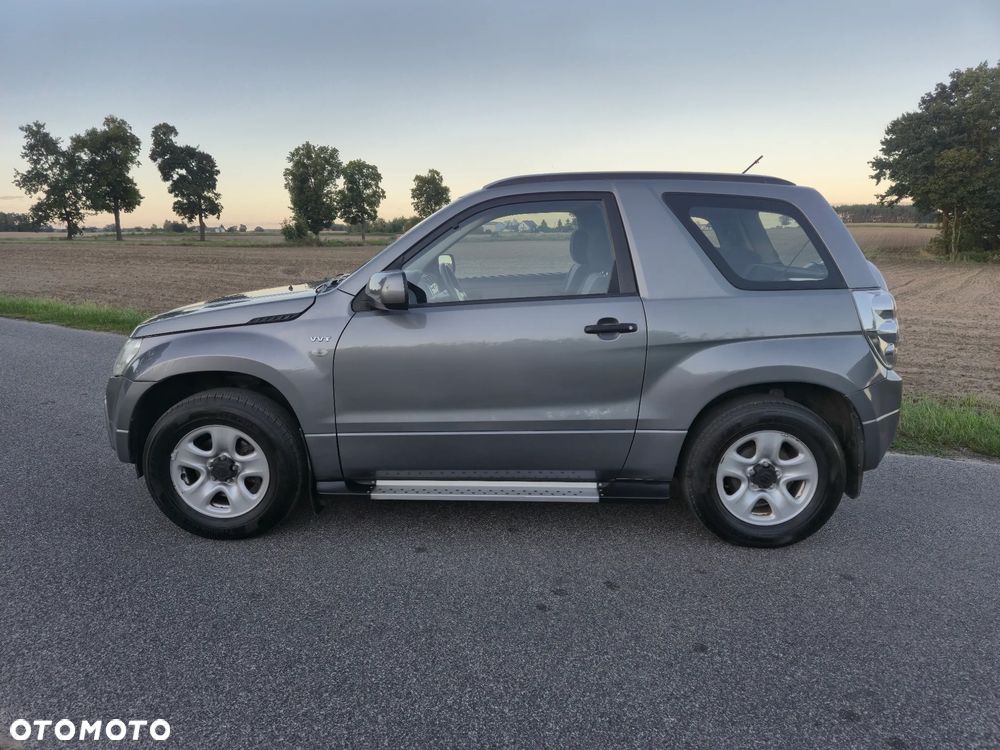 Suzuki Grand Vitara 1.6 Comfort - 17