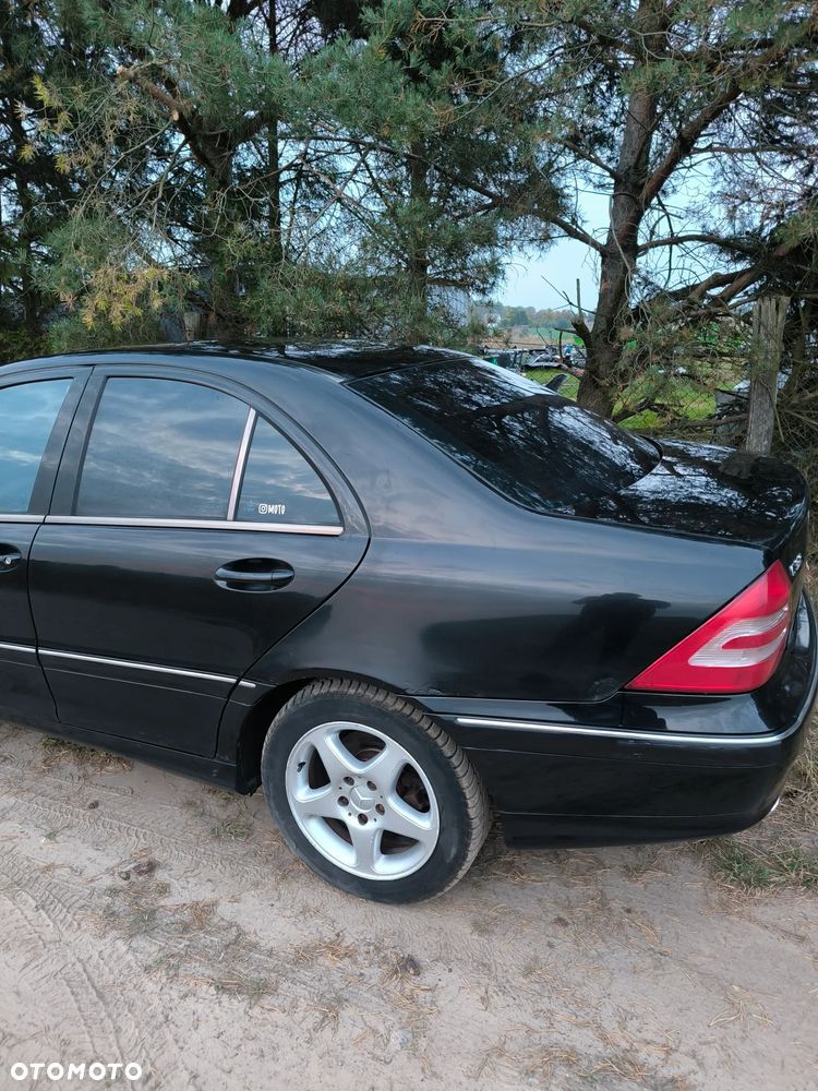 Mercedes-Benz Klasa C - 8