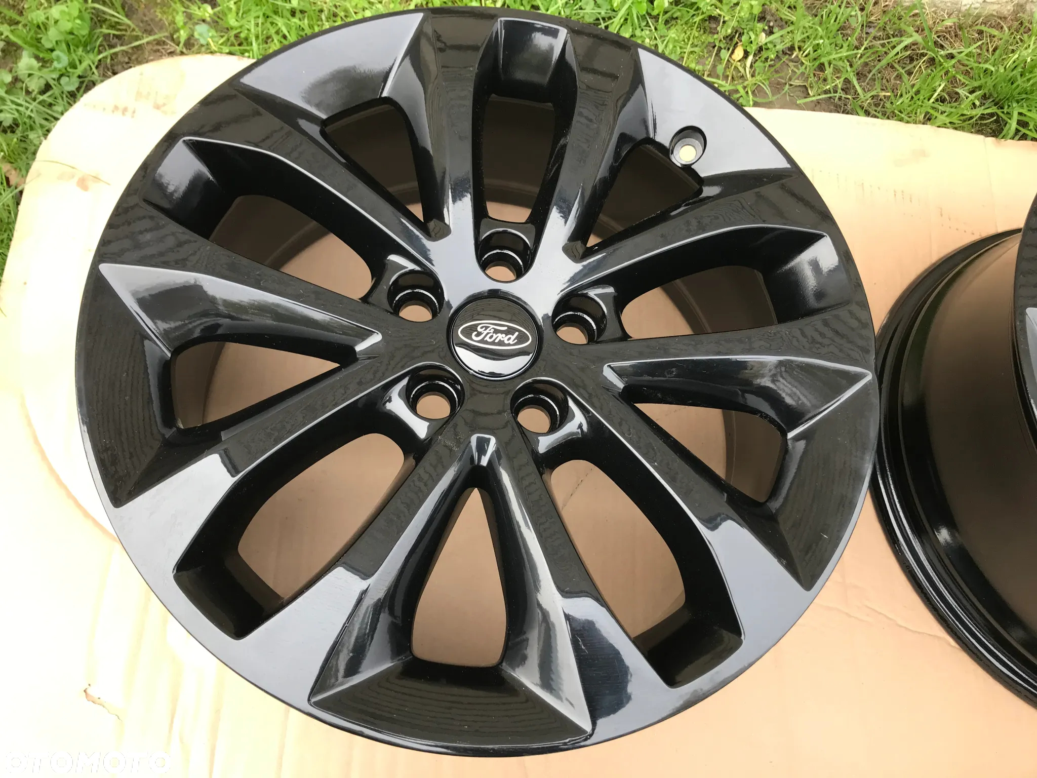 Felgi Ford Mondeo S-Max Kuga 7,5x17 5x108 ET52,5 - 4