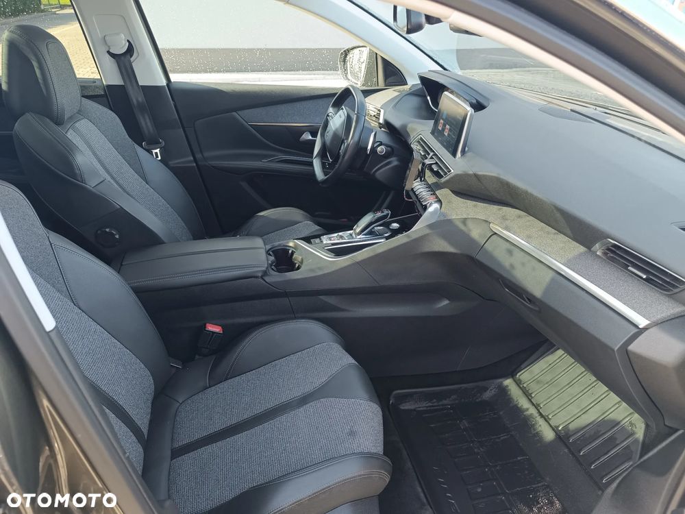 Peugeot 5008 1.5 BlueHDi Allure Pack S&S EAT8 - 9