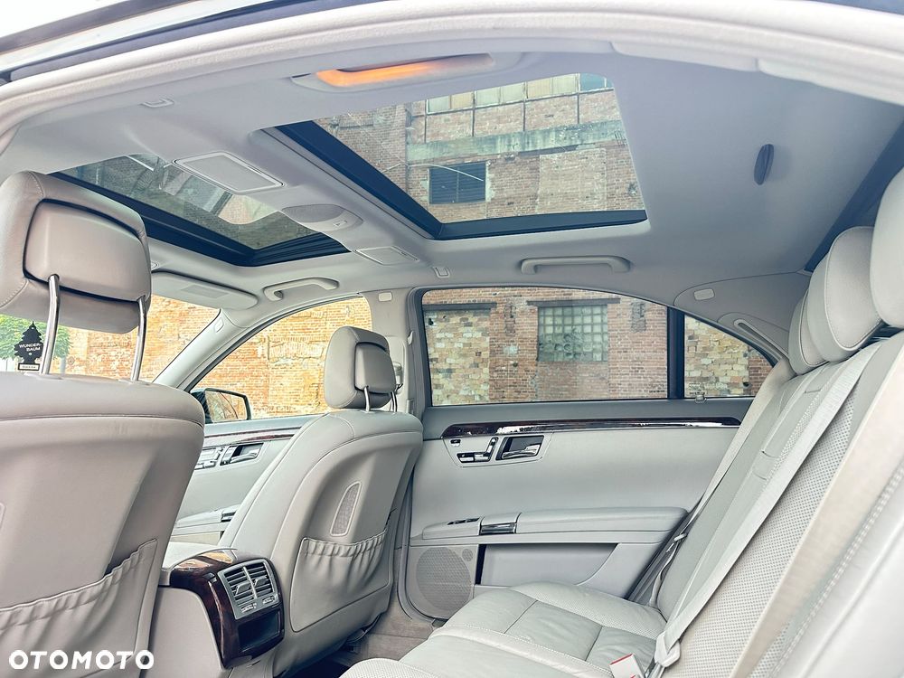 Mercedes-Benz Klasa S 320 L CDI - 21