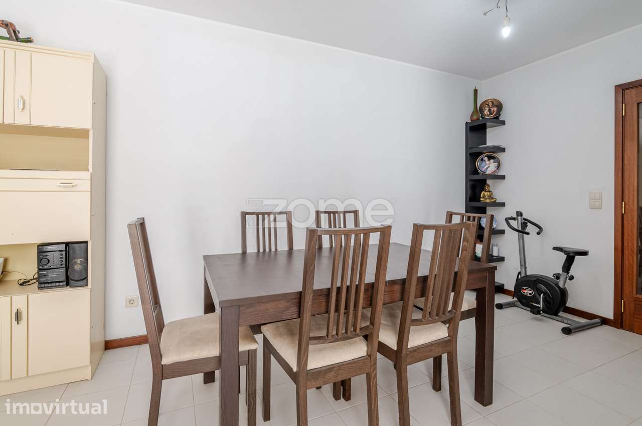 Apartamento T3 com garagem, varanda e arrumos - Grande imagem: 5/24