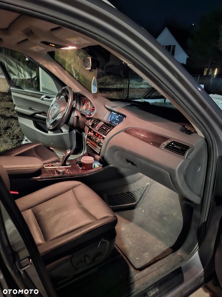 BMW X3 xDrive28i - 15