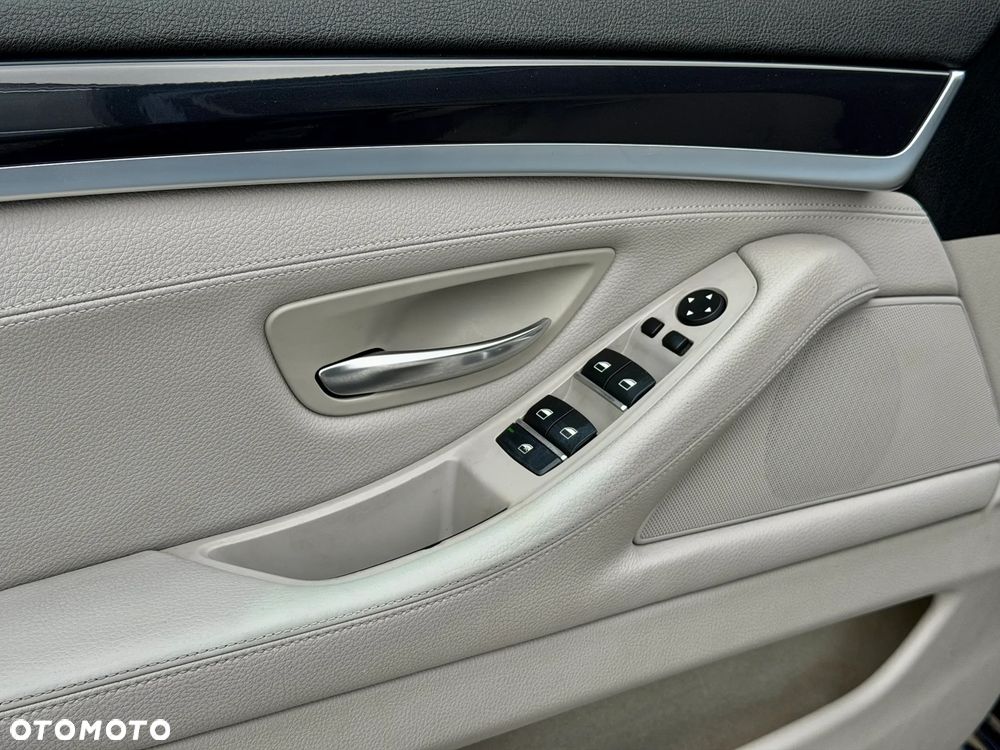 BMW Seria 5 535d xDrive Sport-Aut Modern Line - 18