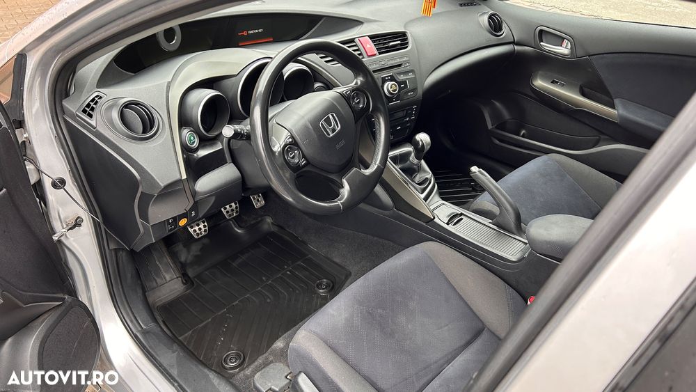 Honda Civic 1.4 i-VTEC Sport - 10