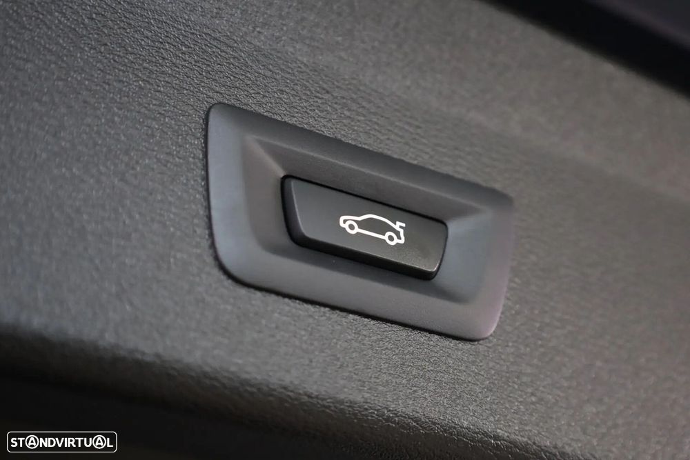 BMW X1 18 d sDrive Auto Advantage - 19