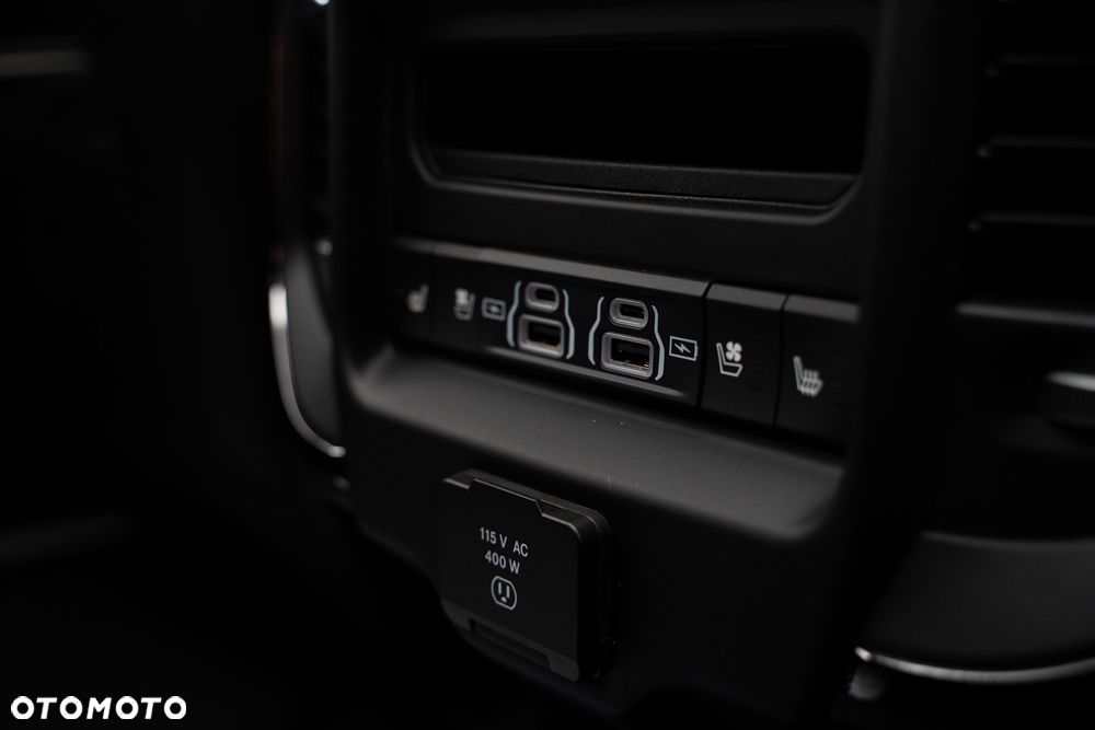 RAM 1500 5.7 Crew Cab Limited - 23