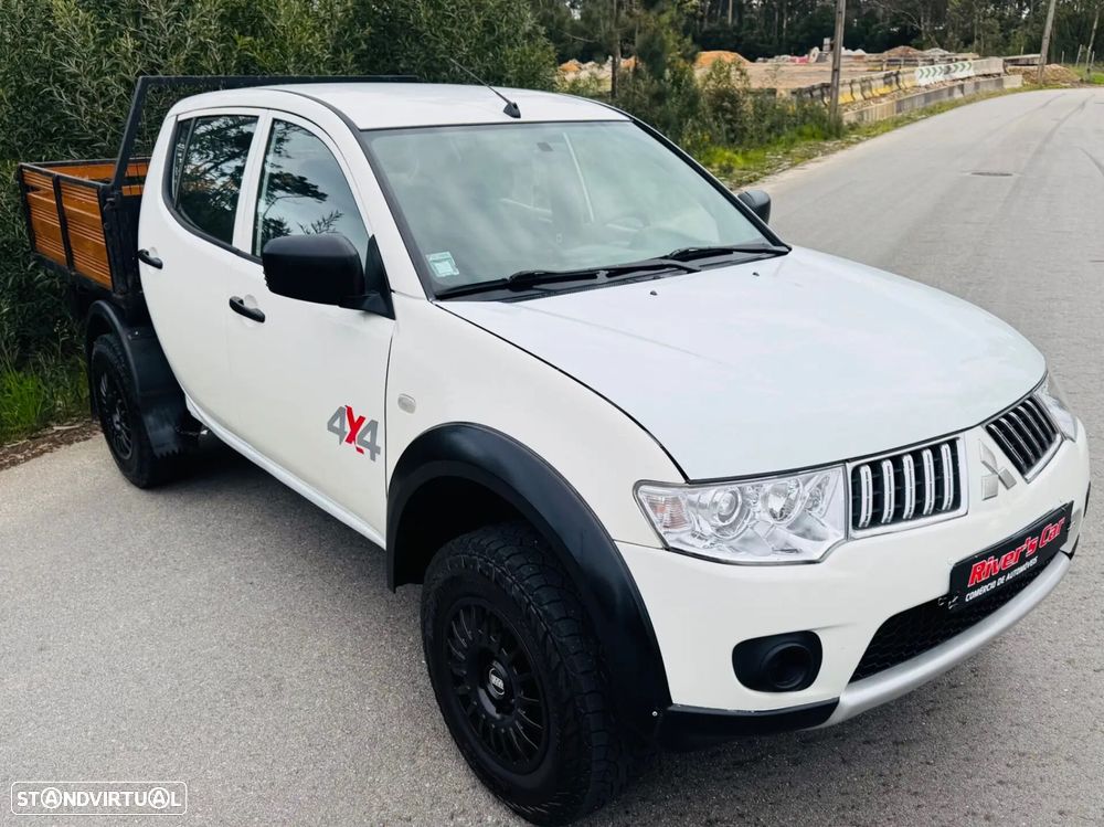 Mitsubishi L200 2.5 DI-D CD Intense AC/JLL - 7