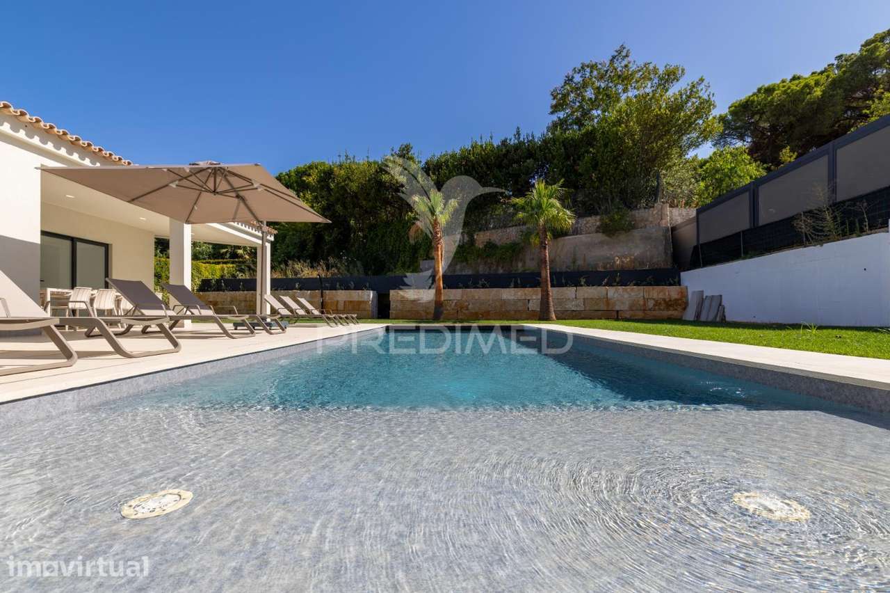 Arquitetura excecional. Interiores exclusivos. Privacidade absoluta... - Grande imagem: 2/40