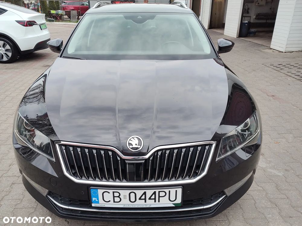 Skoda Superb 2.0 TDI Style - 27