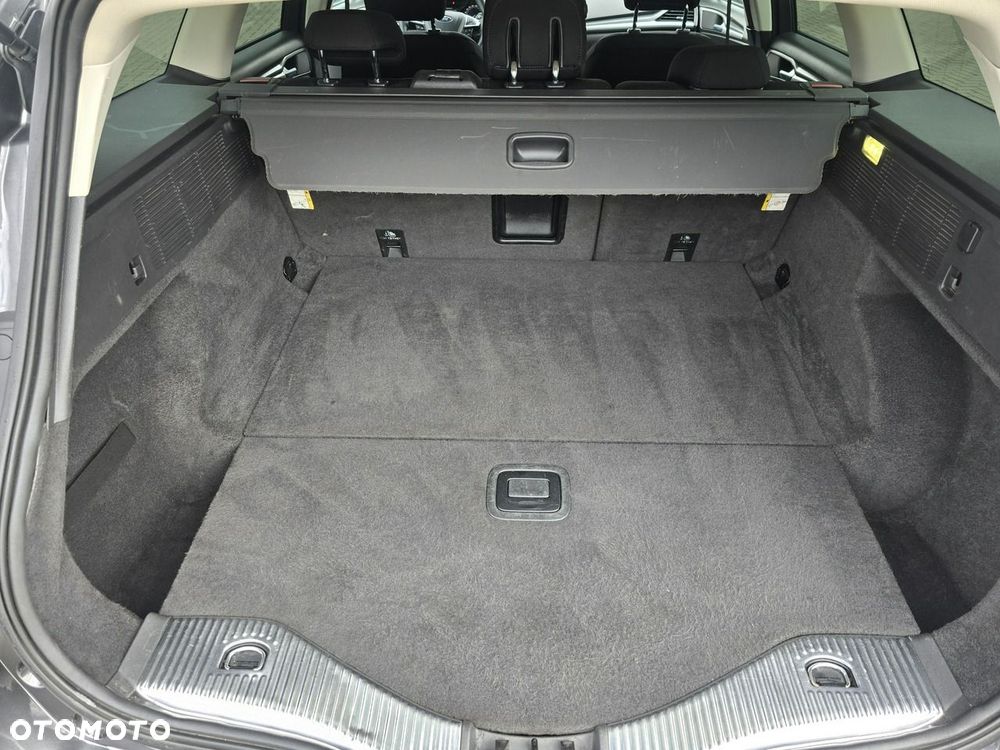 Ford Mondeo - 18