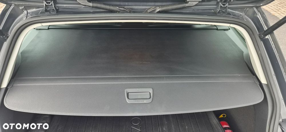 Volkswagen Golf - 19