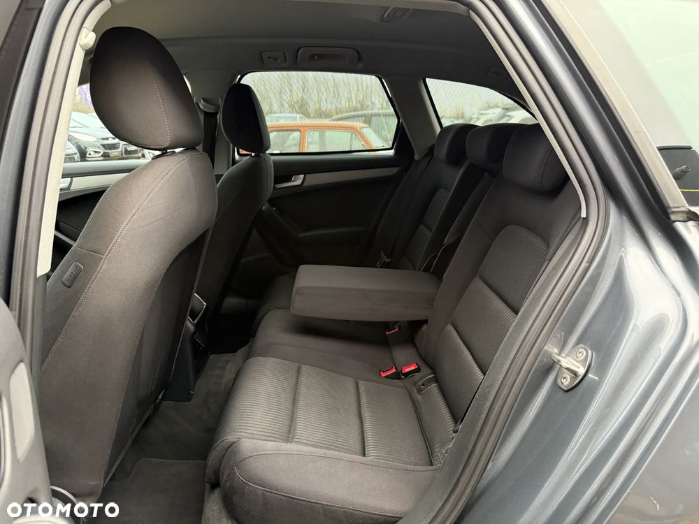 Audi A4 Avant 2.0 TDI ultra - 28