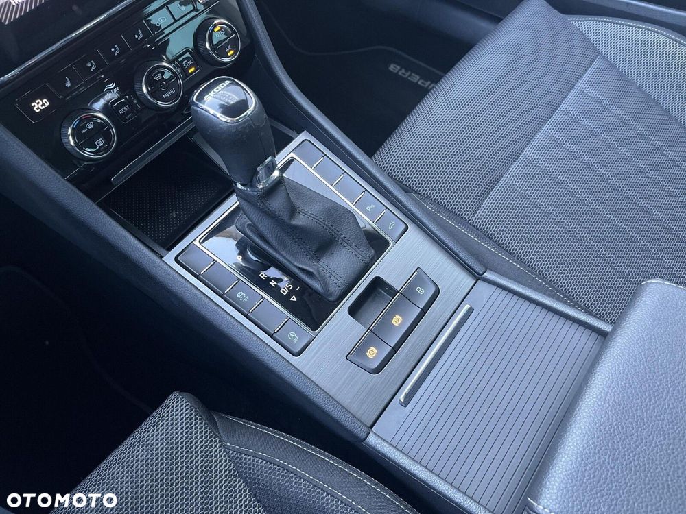 Skoda Superb 2.0 TSI Style DSG - 20