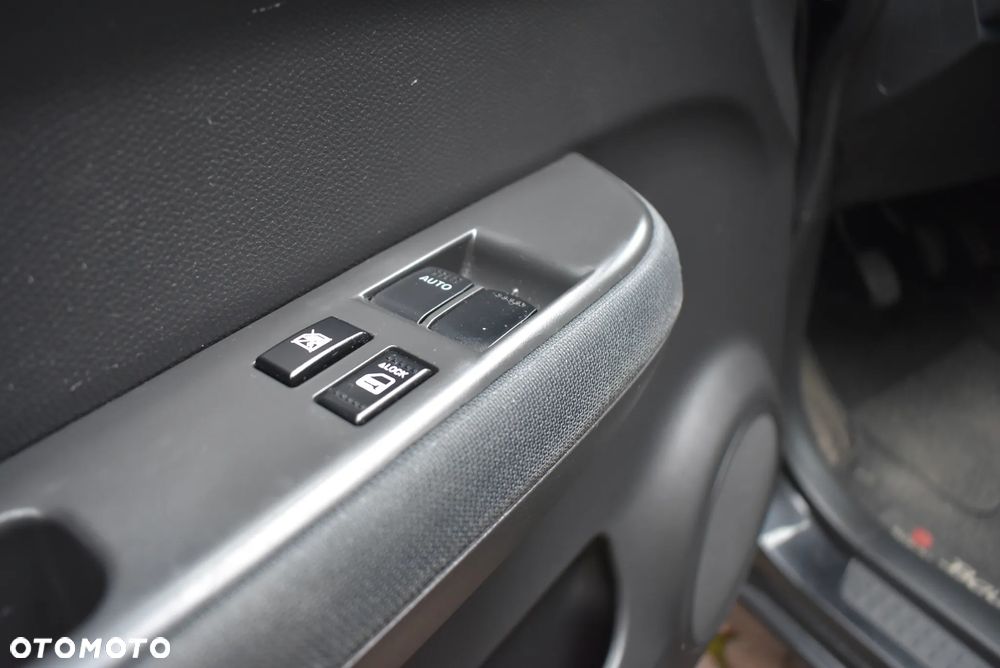 Suzuki Swift - 10