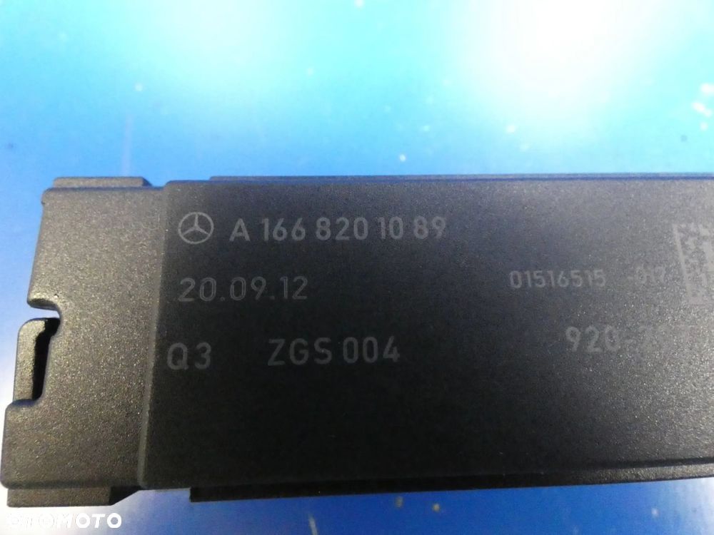 MERCEDES B W246 A W176 CLA W117 WZMACNIACZ ANTENY RADIA - 2