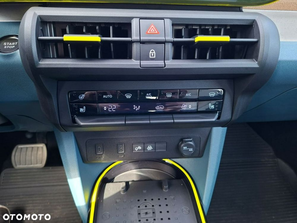 Fiat Grande Panda 1.2 mHEV La Prima eDCT - 27