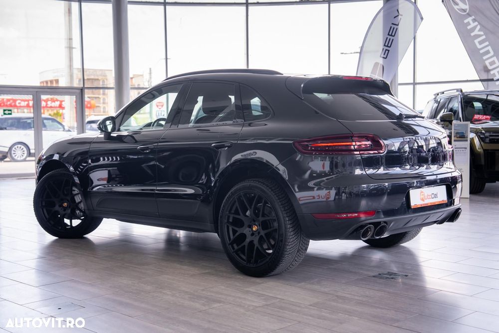 Porsche Macan - 8