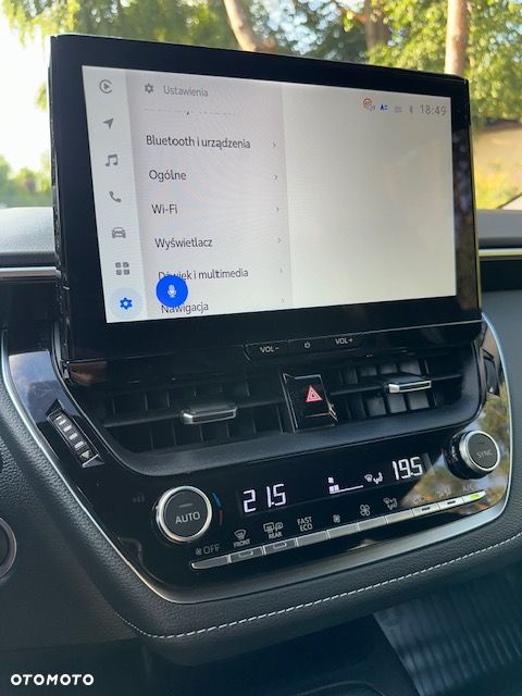Toyota Corolla 1.8 Comfort - 24