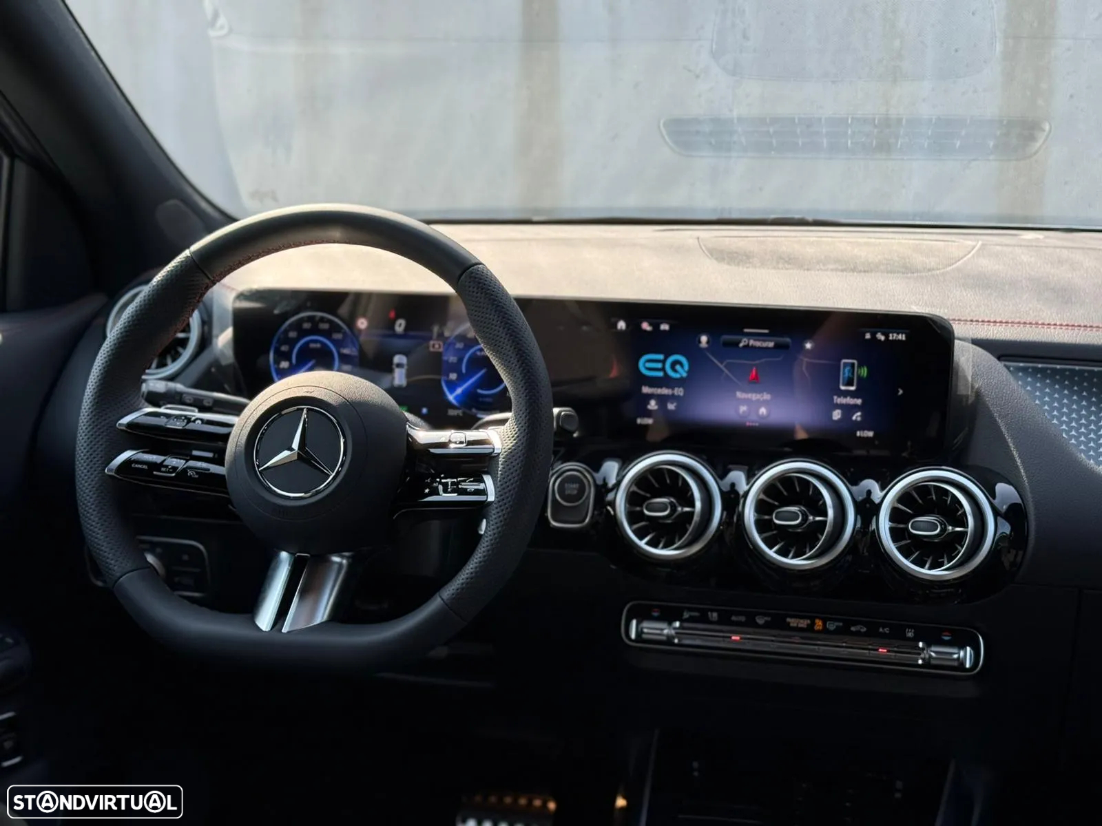Mercedes-Benz EQA 250+ AMG Line - 11