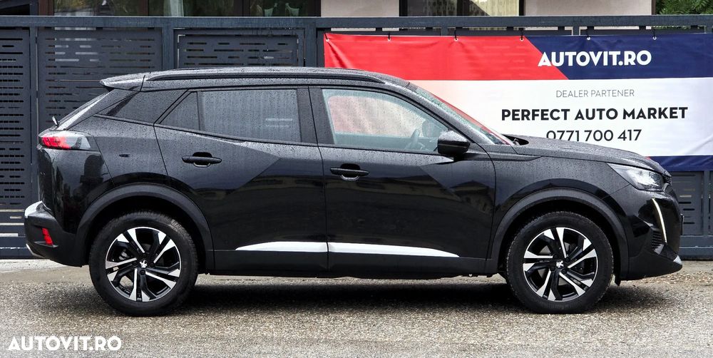 Peugeot 2008 PureTech 130 EAT8 GT - 5