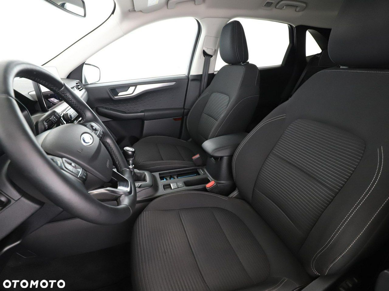 Ford Kuga 2.0 TDCi FWD Titanium - 13