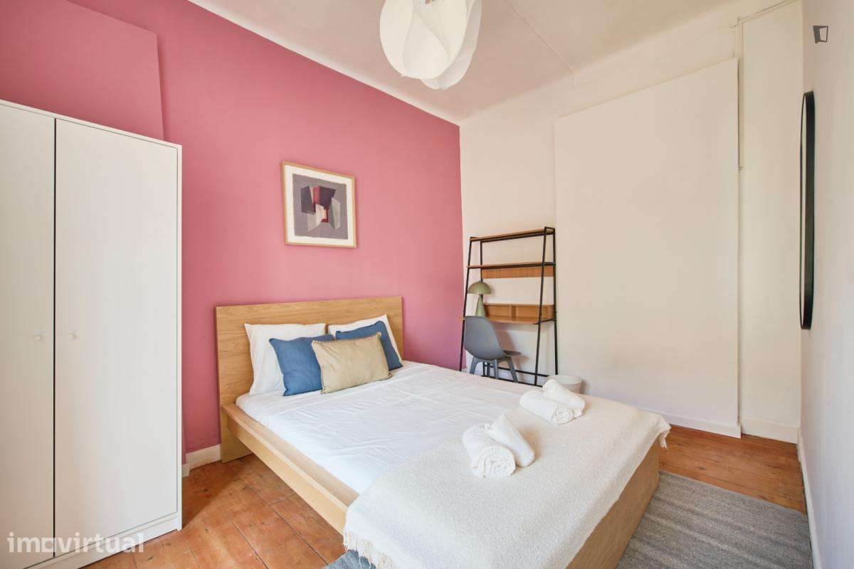 Quarto - localizado em São Bento Lisbon - Grande imagem: 4/34