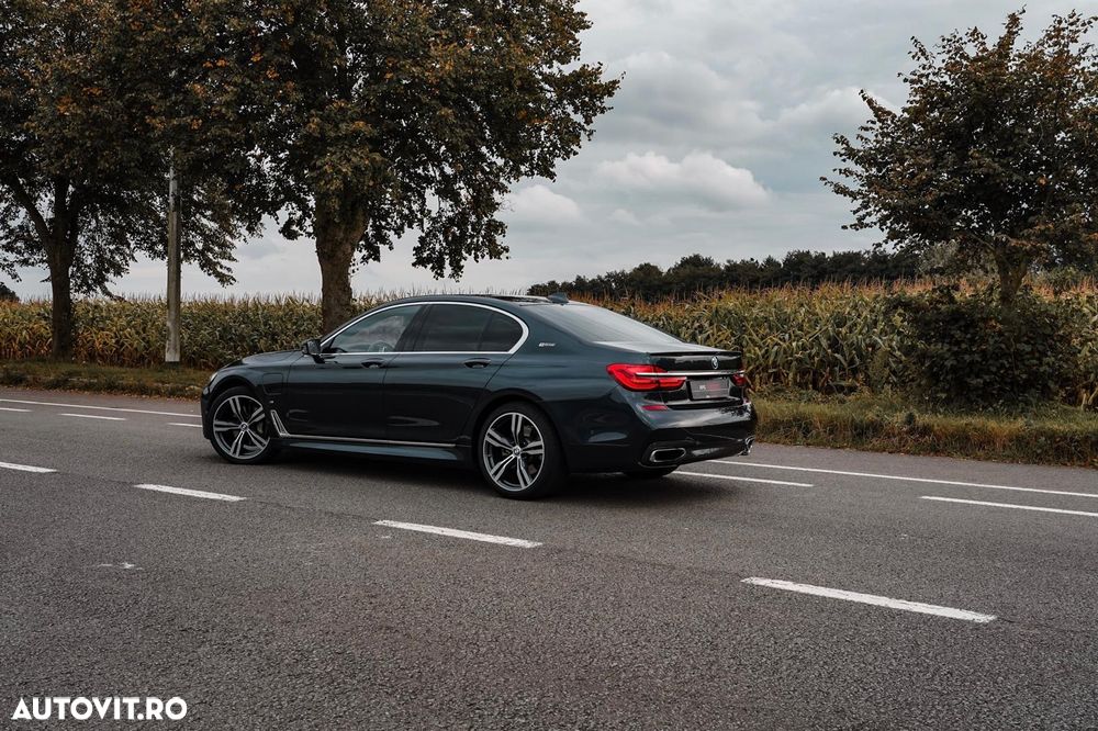 BMW Seria 7 740e iPerformance - 3