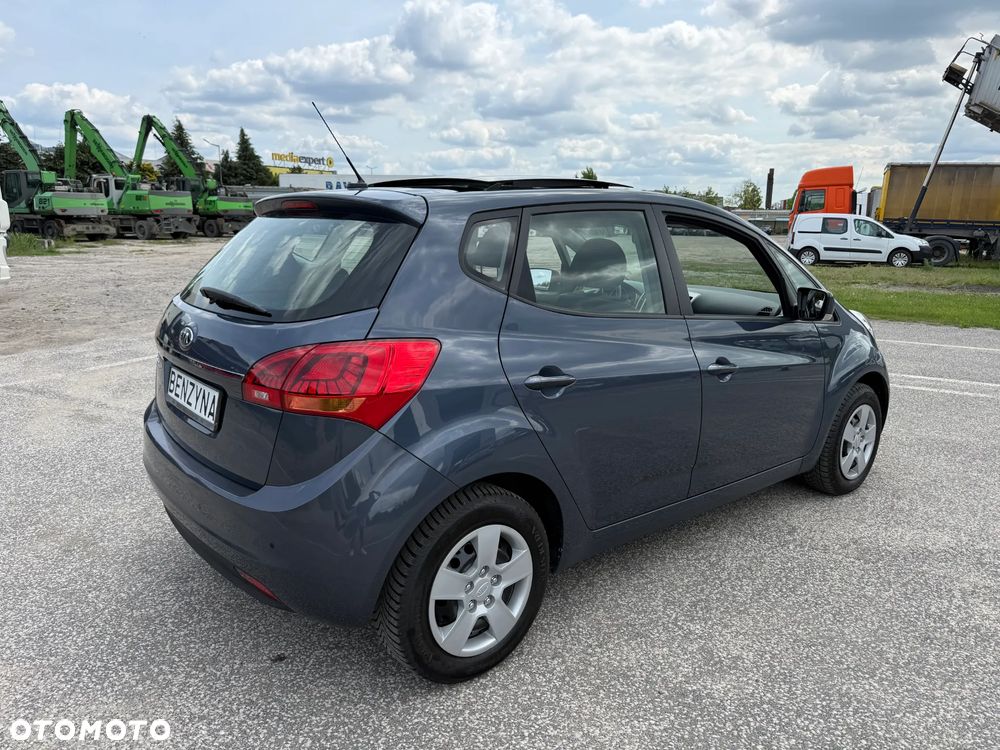 Kia Venga 1.6 CVVT Dream Team Edition - 8