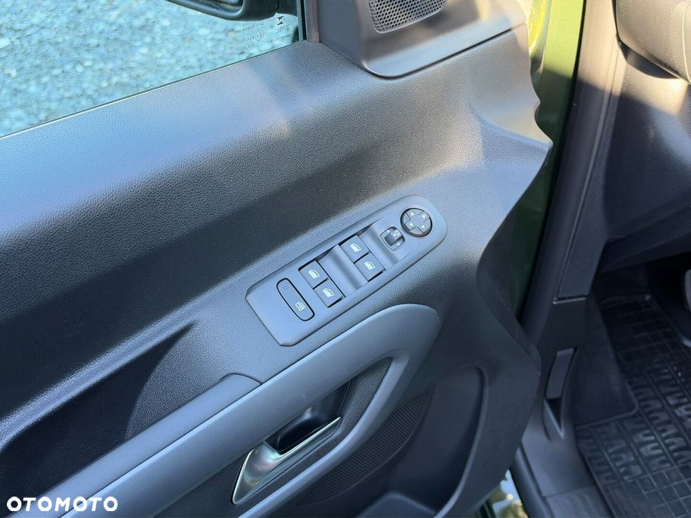 Citroën Berlingo XL 1.5 BlueHDI Max S&S EAT8 - 31