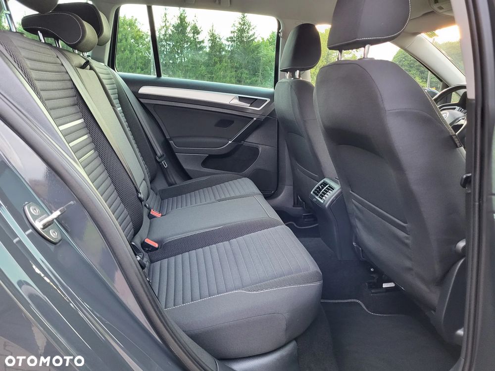 Volkswagen Golf Variant 2.0 TDI BlueMotion Technology Cup - 22