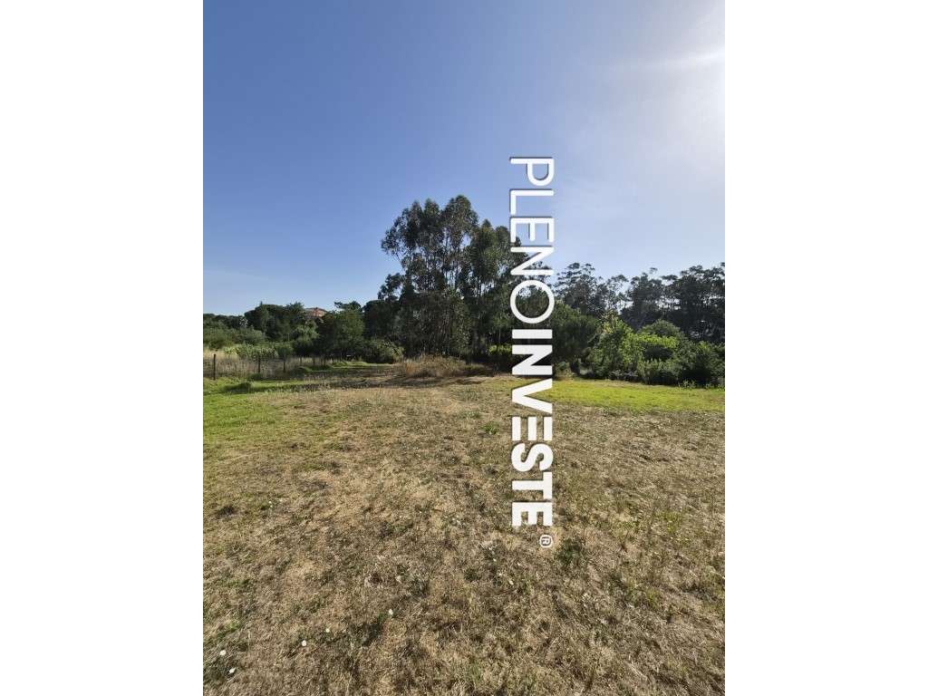 Terreno Urbano com Projeto Aprovado de 3.300 m² no Zambujal - Grande imagem: 4/5
