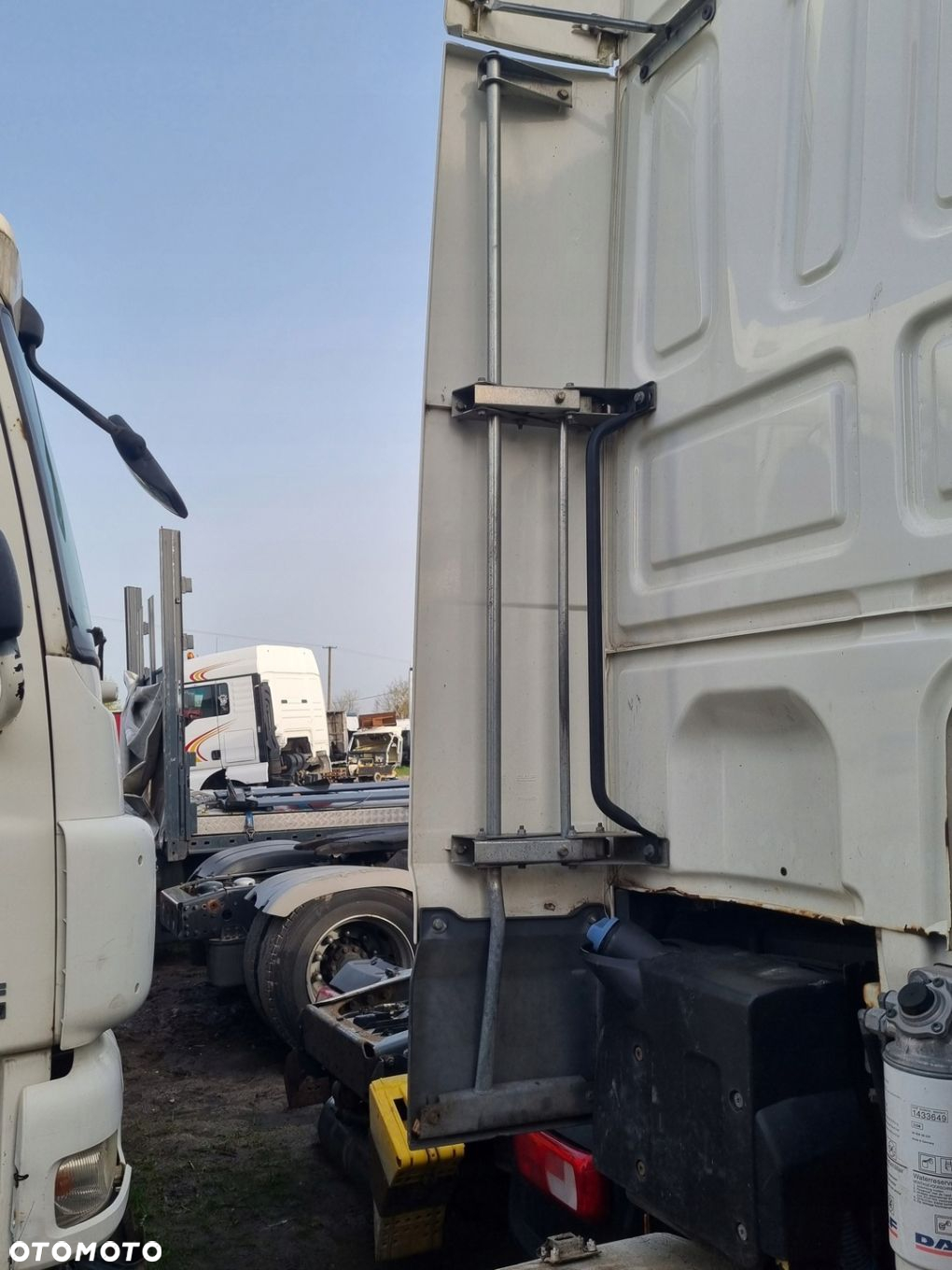 SPOILER SPOJLER OWIEWKA ZAKABINOWA LOTKA LEWA DAF XF 106 - 2