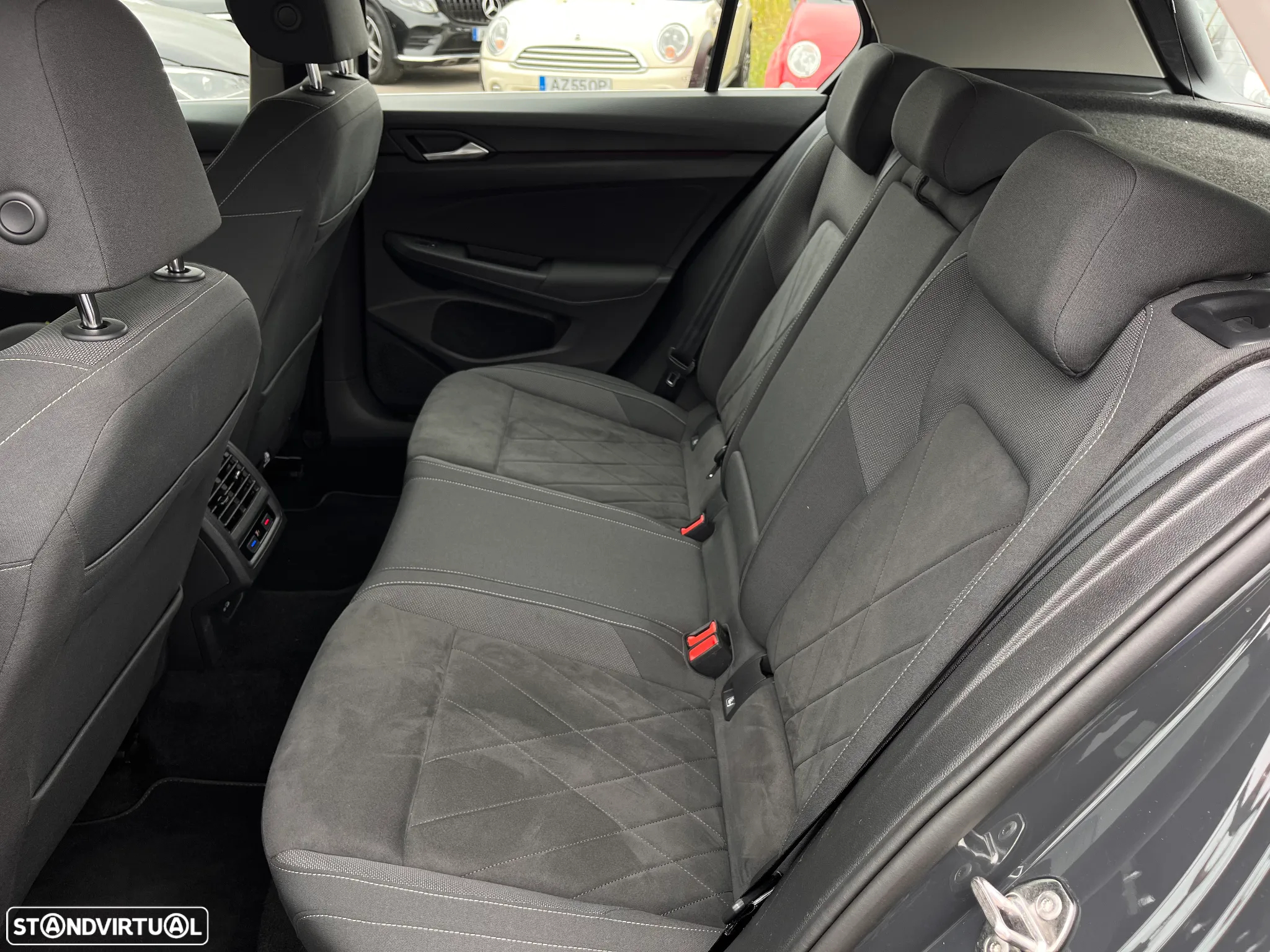 VW Golf 1.4 TSI e-Hybrid DSG - 12