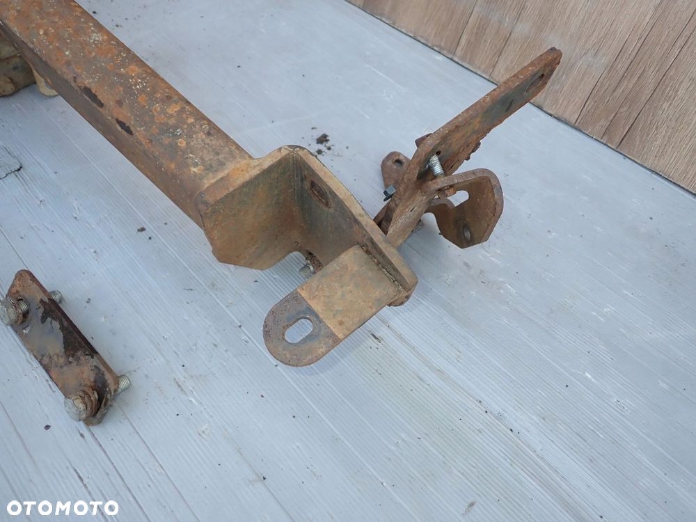 HYUNDAI i40 11-18 HAK HOLOWNICZY - 3