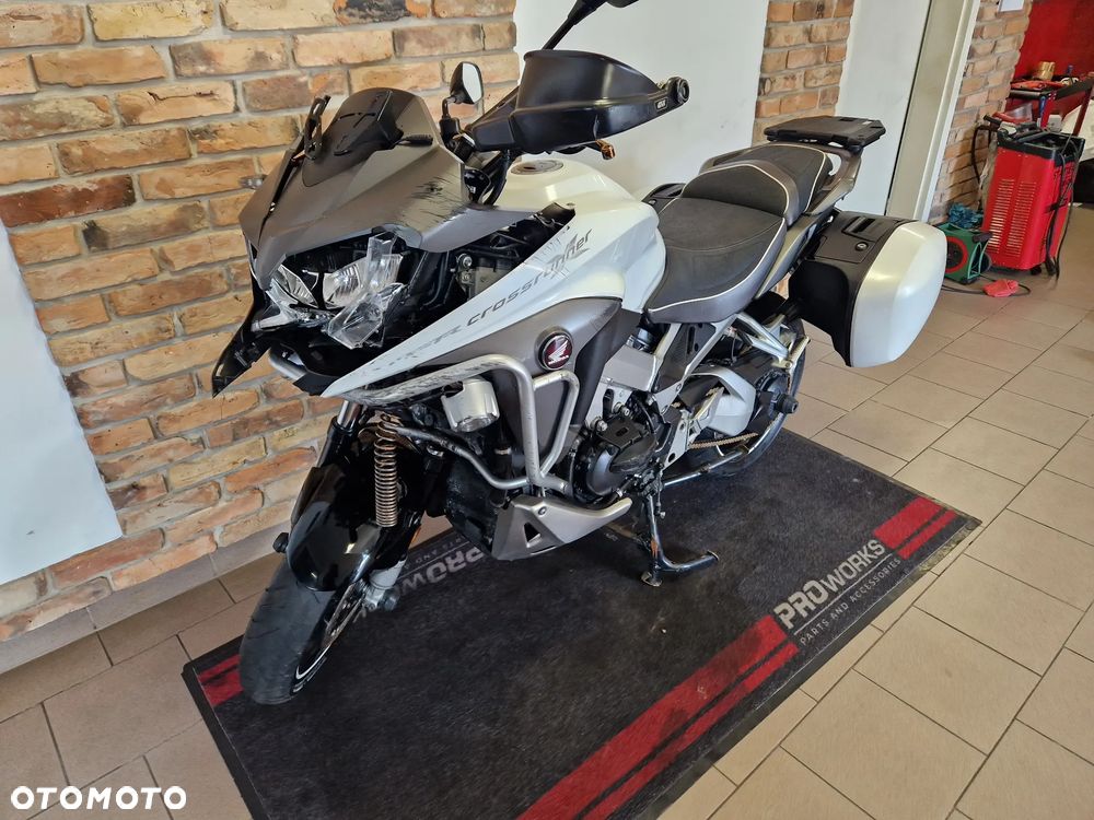 Honda VFR - 1