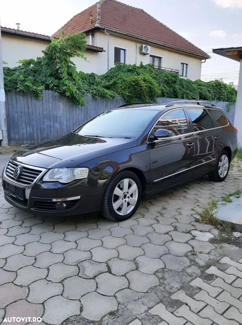 Volkswagen Passat 2.0 TDI DPF BlueMotion Technology Sportline - 1