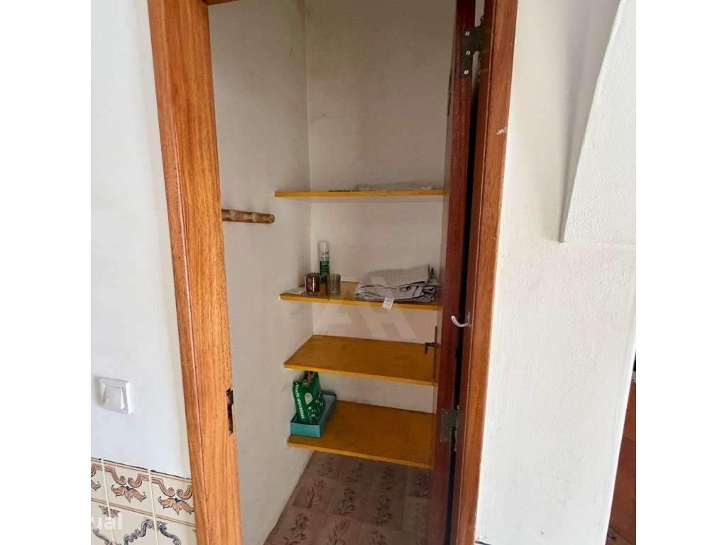 Apartamento T2 com garagem box, no Estoril - Grande imagem: 5/15