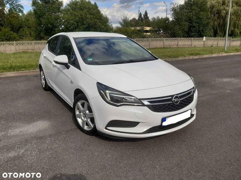 Opel Astra 1.0 T Essentia S&S - 4
