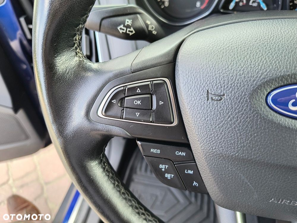 Ford Focus - 23