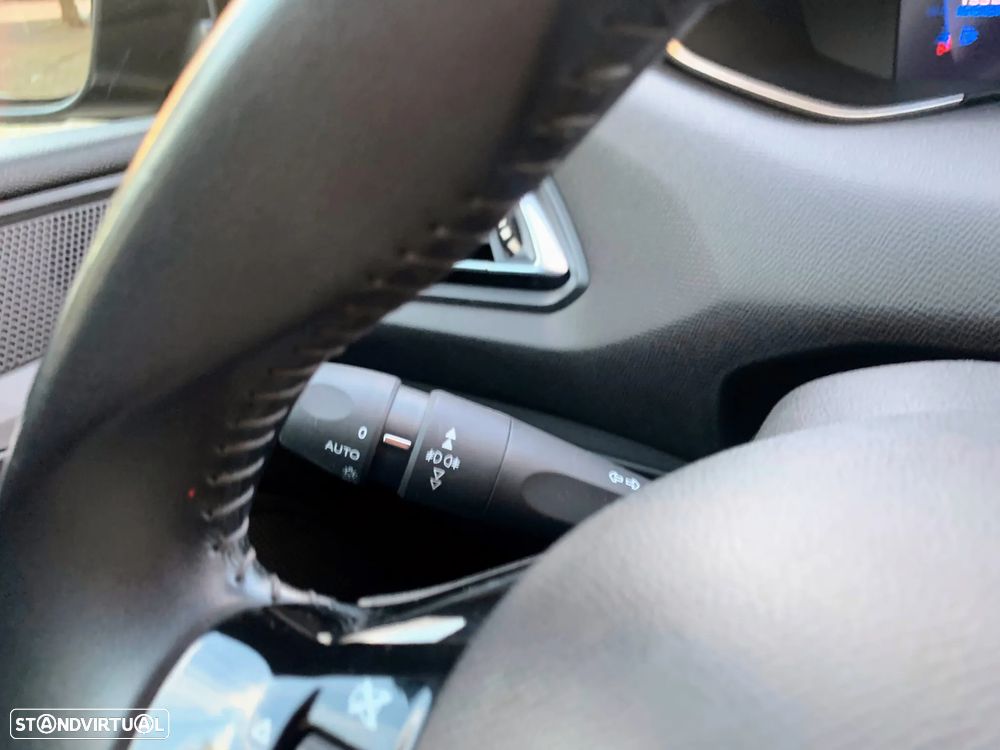 Peugeot 308 SW 1.5 BlueHDi Allure Pack - 21