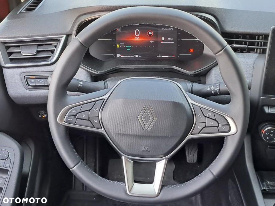 Renault Clio - 17
