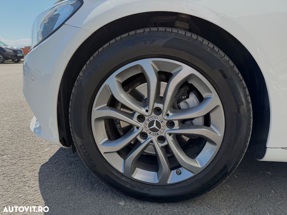 Mercedes-Benz C 220 d 4M T-Modell Aut - 11