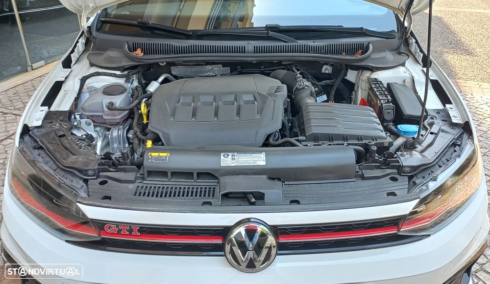 VW Polo 2.0 TSI GTI DSG - 23
