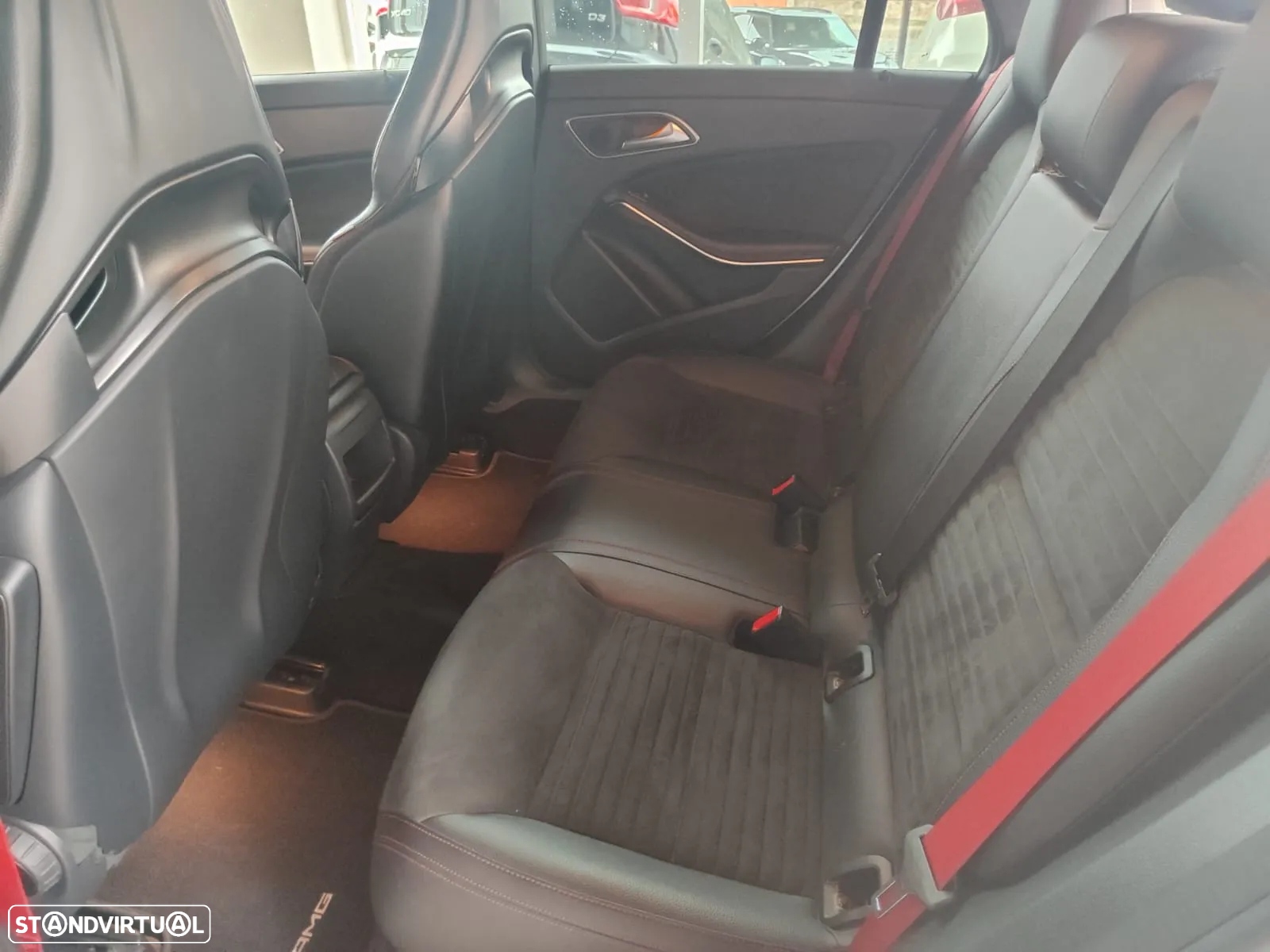 Mercedes-Benz CLA 45 AMG Shooting Brake 4-Matic - 11